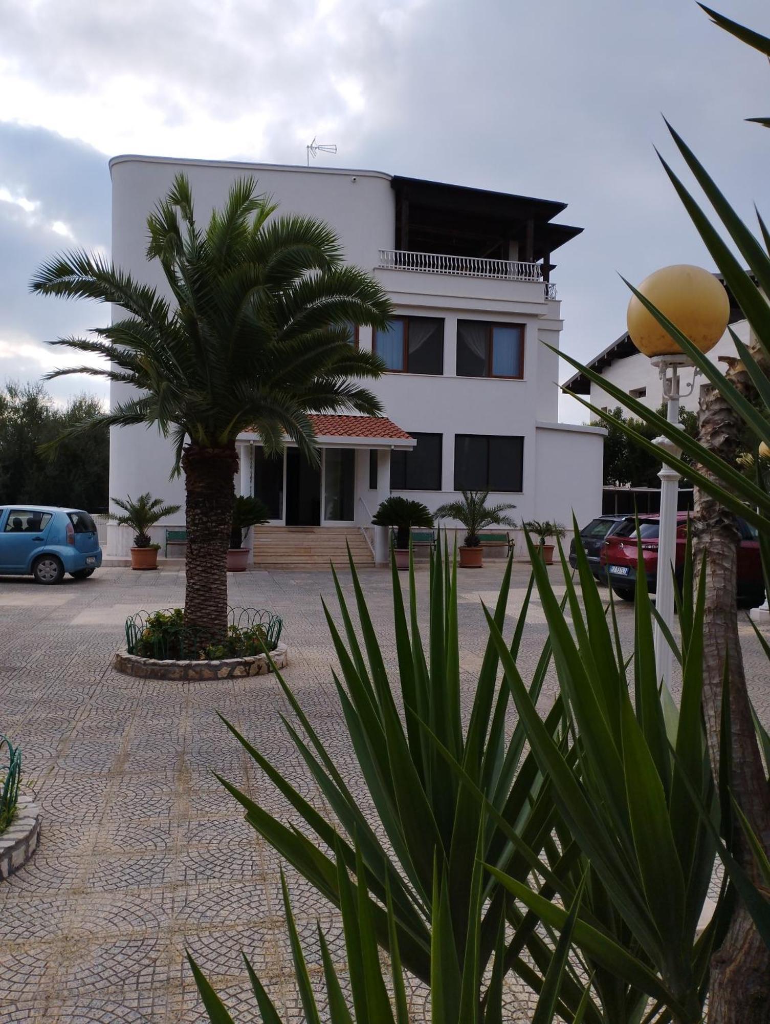 Villa Erry Trani Εξωτερικό φωτογραφία